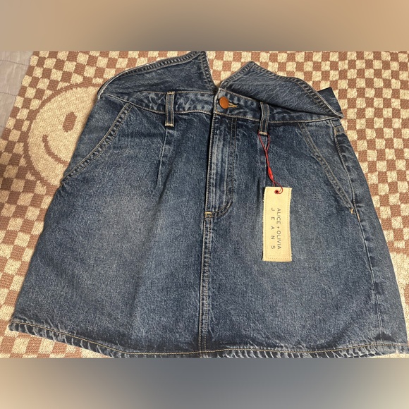 NWT Alice + Olivia denim mini skirt size 27 (4) - Picture 2 of 4
